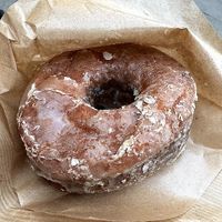 Glazed doughnut at Hanai Vegana in Barcelona