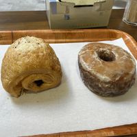 Pan au chocolat e donut   at Hanai Vegana in Barcelona