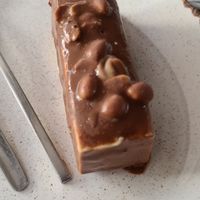 Snickers cake (vegetarian, not vegan) 3,80€ at Crumb in Crete