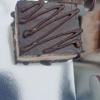 vegan sweet cake at Crumb in Crete