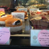 Vegan cheesecake and chocolate mousse at Crumb in Crete