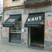 entrada / entrance at TxuKrut Bar in Bilbao