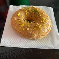 Vainilla con pistacho   at DUH Vegan in Porto