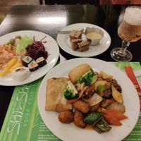 Vegan buffet at Shi-Shang in Madrid