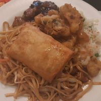 buffet food at Shi-Shang in Madrid