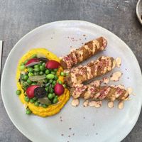 tofu fumé frit, purée de carottes, légumes (délicieux)   at Cafe du Grütli in Geneva