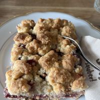 Kirschstreusel (cherry crumble)  at Milchkaffee in Berlin