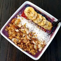 Power bowl at Earthcraft Juicery in Houston
