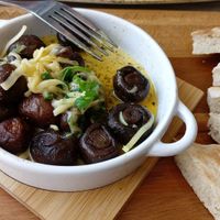 Cheesy garlic mushrooms at Sage Vegan Cafe in Crawley