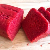 Pound cake at Cafe Meme in Incheon