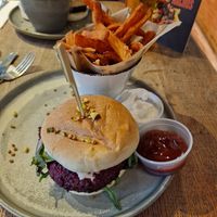 Beet root burger at Ellis Gourmet Burger in Leuven