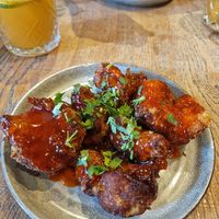 Vegan Cauliflower yum at Ellis Gourmet Burger in Leuven