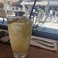 Homemade sparkling lemonade at Ellis Gourmet Burger in Leuven