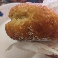 Bola de Berlim at Capuchinho Verde in Porto