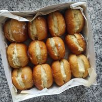 Bolas de Berlim at Capuchinho Verde in Porto