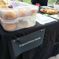 Bolas de berlim (berliner, sonhos) at Capuchinho Verde in Porto