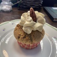 Vegan maple cupcake   at Cookie Jar Cafe in Essen