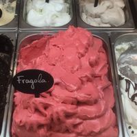 And there was also vegan chocolate, with orange juice instead of milk 😋 at Ice Scream in Athens