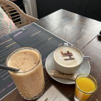 Bebidas 🥤   at Hustle n' Flow Eatery in San Pedro De Alcantara