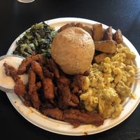 Hot chicken soul plate at Vegelicious in Nashville