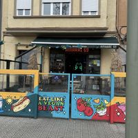Closed but open   at Amarre 69 in Barcelona