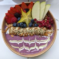 Violet Rainbowl at Rainbowls in Amsterdam