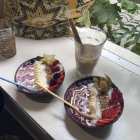 Bowls and iced coffee at Rainbowls in Amsterdam