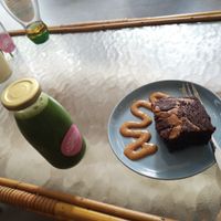 Dessert and juice at Rainbowls in Amsterdam