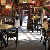 Een heerlijk en gezellig interieur  at Eetcafé 't Olijfje in Roermond
