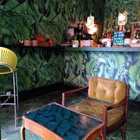 Eat-in space + counter at MyVegina in Stockholm