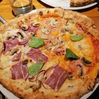  at Manso Pizzeria in Barcelona