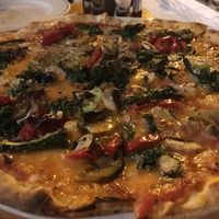 Vegetable pizza with vegan cheese  at Manso Pizzeria in Barcelona