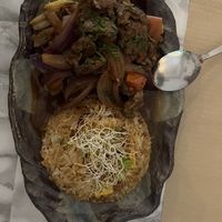 Arroz chaifa y lomo saltado  at Los Andenes Vegan in Madrid