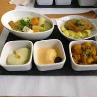 Menú degustación de sabado, inclye postre. at Los Andenes Vegan in Madrid