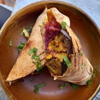 Libanese taco, vegan. Gevuld met veel groenten. at Pura Vida Foodbar  - Midsland in Midsland
