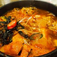 It's time to make poached rice 😂 at Daehwa Vegetarian in Central Singapore