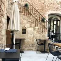 Inside at MonEs in Crete