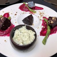 Beet appetizer  at MonEs in Crete
