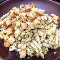 Skioufihta, Cretan pasta  at MonEs in Crete