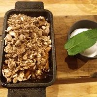 Apple crumble  at Vondel in Devonport