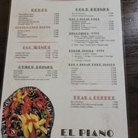 Menu drinks at El Piano in Granada