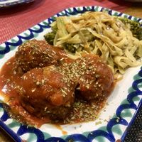 Stir-fried noodles and veg, with meatballs in a tomato-based sauce  at El Piano in Granada