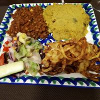 Dahl plate with onion bhaji at El Piano in Granada