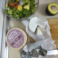 Simply white 🤍 and simply blue 💙 at Nutty Artisan Cheeses in Cadiz