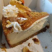 Dulce de leche cheesecake at Gia Vegan Pastries in San Pedro