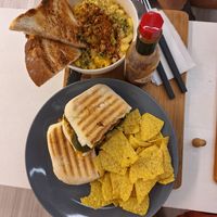 Mac and Cheese and a grilled veggies sandwich at Taste El Nido in El Nido