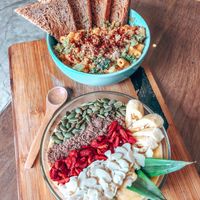 Mac n Cheese and Hello Yellow Bowl at Taste El Nido in El Nido