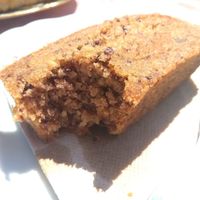 Gluten free and vegan cake...2,5eur at Biofoodies Cafe in Toulouse