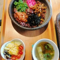 Set lunch at Shū Shí NánHái 舒食男孩 in Chishang