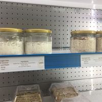 Clear labelling make it easy to pick food to eat  at Juice Cafe in Tamarindo